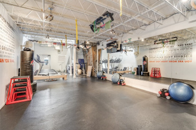 1104 Lincoln Ave.