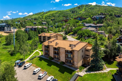 2350 Ski Trail Lane