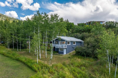 2735 Alpen Glow Way