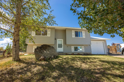 424 Clover Circle