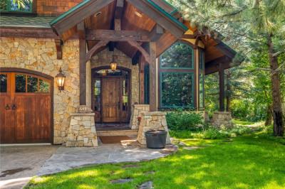 645 Retreat Place