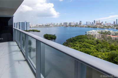 Great Private Balcony with amazing 180 views from North Aventura, East Sunny Isles and South amazing Oleta Park View and of course - water!