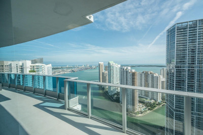 This incredible PH level 07 line will offer the best views in the entire condo!! Views from everywhere!!! From your living room and both master bedroom and 2nd bedroom! As an EPIC resident, you can be assured of having the very finest and most luxurious f