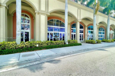 550 Okeechobee Blvd 1