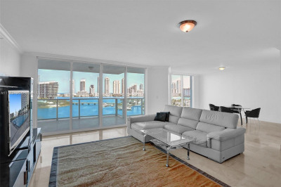 3201 NE 183rd St #1006 + Media Room 1