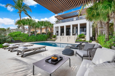 469 Ocean Blvd 1