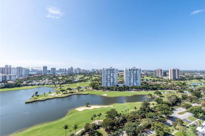 3625 N Country Club Dr #PH-9 1