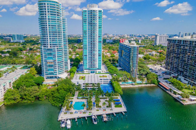2101 Brickell Ave #3008 1