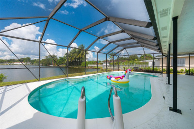 Amazing pool deck - huge covered patio - lake views