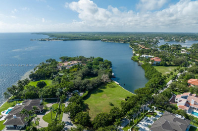 2 Arvida Parkway 1