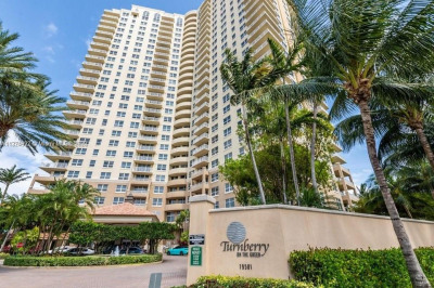 19501 W Country Club Dr #1108 1