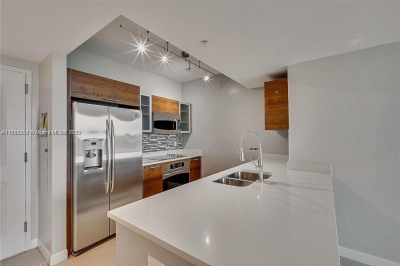 480 Hibiscus Street #325 1