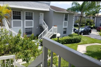447 NE 210th Cir Ter #203-20 1