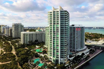 10295 Collins Ave #1712/13 1