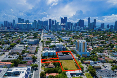 901/922/939/955/965 & 922 SW 8th St 1
