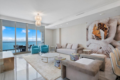 17901 Collins Avenue #902 1