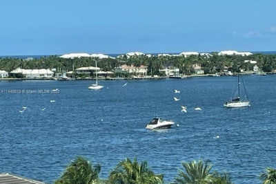1 Water Club Way #702