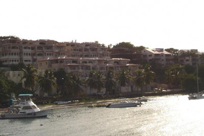 86 Cruz Bay Town #B 203 1