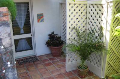 3 Ad-1 Cruz Bay Town 1