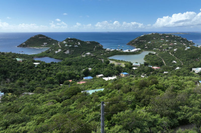 444 Chocolate Hole 1