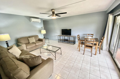 220-222 Carlton We 1