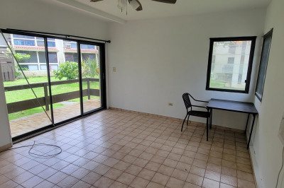 17a-2 Dorothea Lns 1