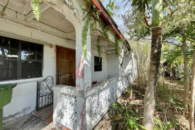 379 Strawberry Hill Ki 1