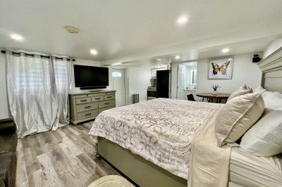 31 Apt 5 King Street Ch 1