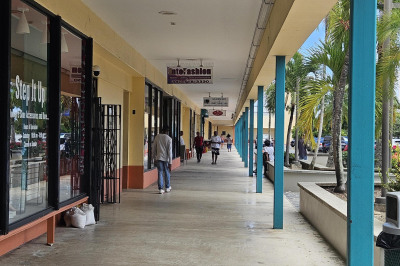 Suite 27 B Diamond Qu 1