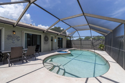 5652 Golden Eagle Circle