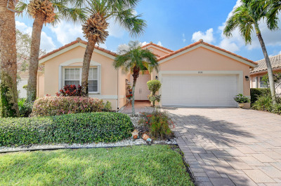 Cascade Lakes Boynton Beach 11 Homes for Sale | Echo Fine Properties