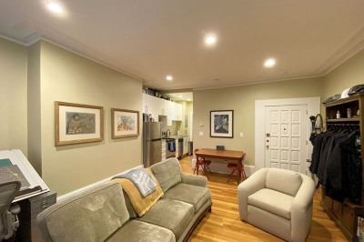 59 Pinckney Street #3 1