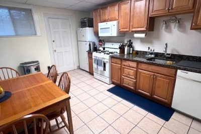 738 East 6th #1 1
