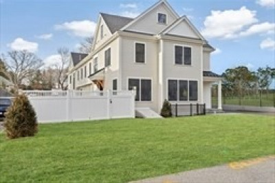 32 Kingsbury St #1 1