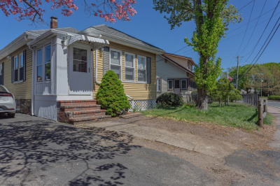 50 Evans St 1