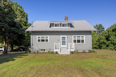 884 South St 1