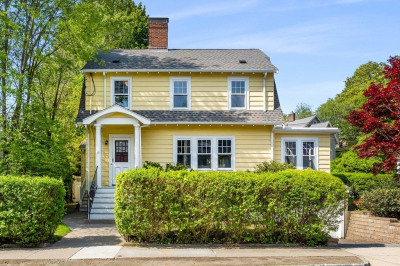 11 Hawthorne Ave 1