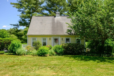 89 W Elm St 1