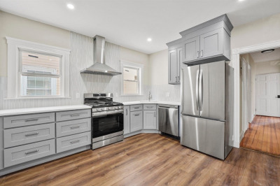 18 Lyon St #2 1