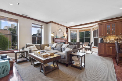 14 Clarendon Street #202 1