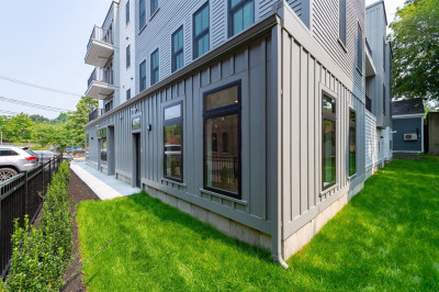 120 Brookside Avenue #C3 1