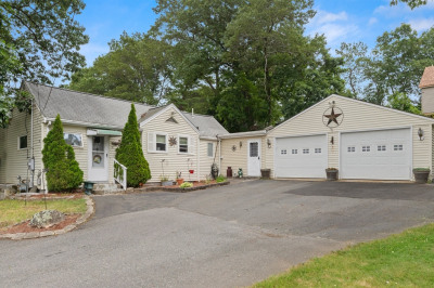91 Great Woods Road 1