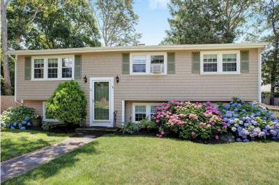 24 Wyman Ave 1