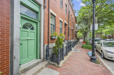 379 Shawmut Ave 1