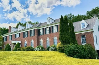 6 Everett Circle 1