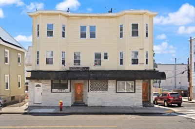 385-387 Salem St 1