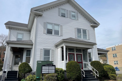 1070 Massachusetts Ave #B