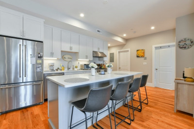 5 Mcbride St #302 1