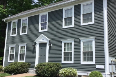 697 Main St