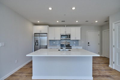 510 Willard Street #207 1